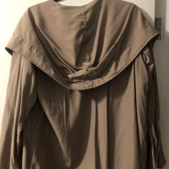 Jacket - Picture 3 of 3